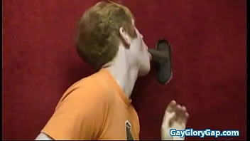 « je reconnais cette fellation gay »